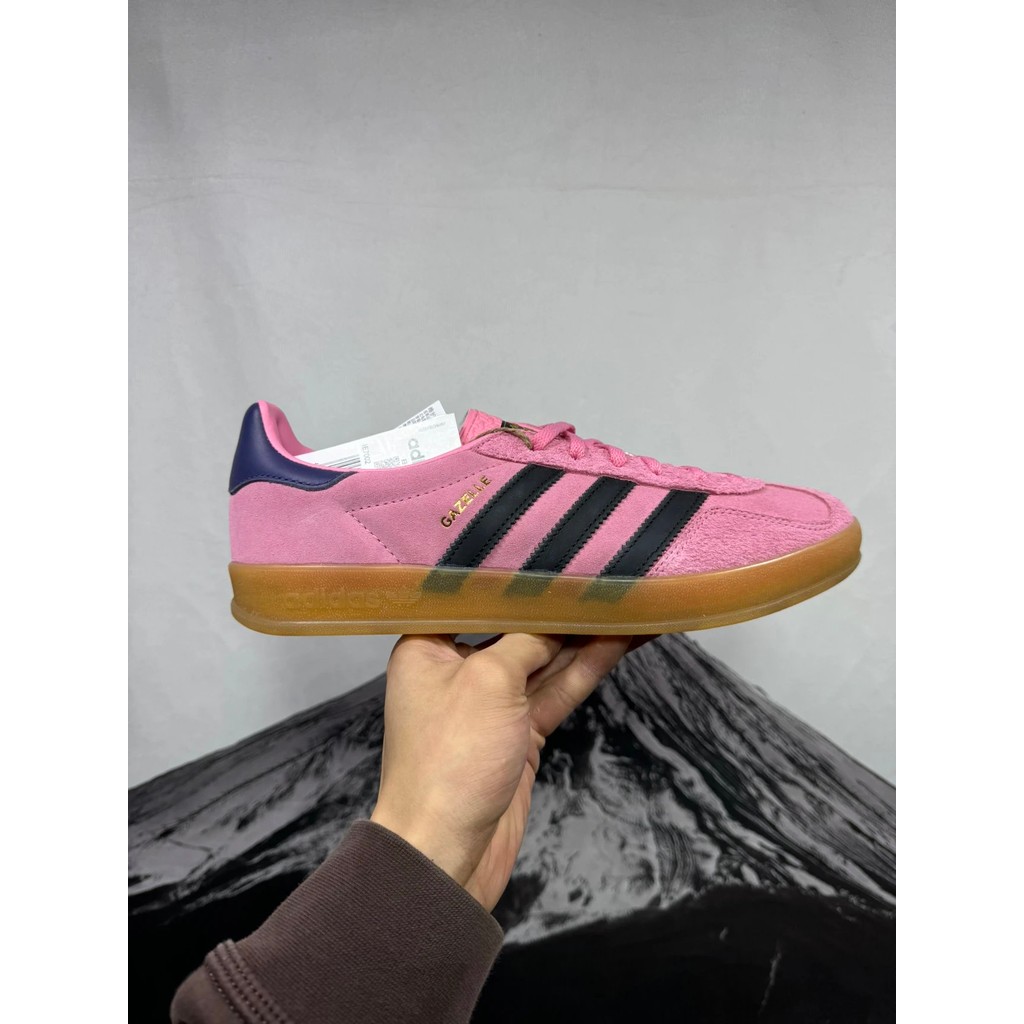 Adidas Training OG Retro Training Style รองเท้าลําลองรองเท้ากีฬารองเท้าผ้าใบ Low-Top สีชมพูสีดํา IE7