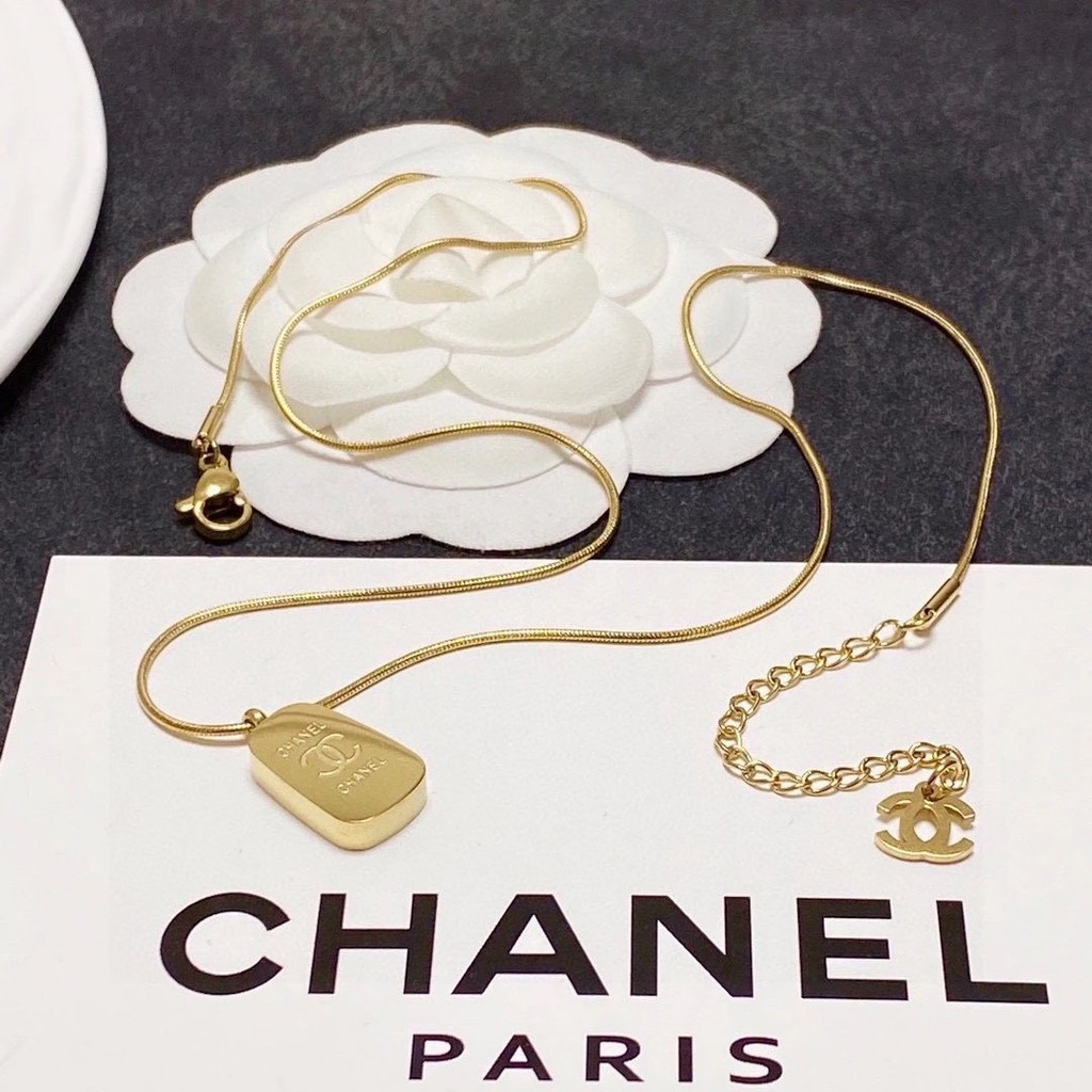 สร้อยคอหินน้ำหยดทองคำ Chanel สไตล์ใหม่สำหรับผู้หญิง UOQ8