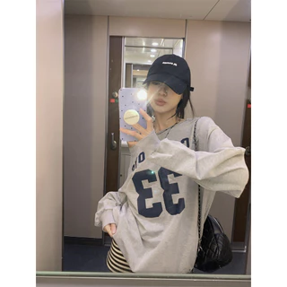Hotgirl พร้อมส่ง เสื้อยืดแขนยาวผู้หญิง เสื้อยืดโชว์ไหล่ พิมพ์ลายแฟชั่น หลวมๆและเซ็กซี่ สไตล์อเมริกัน