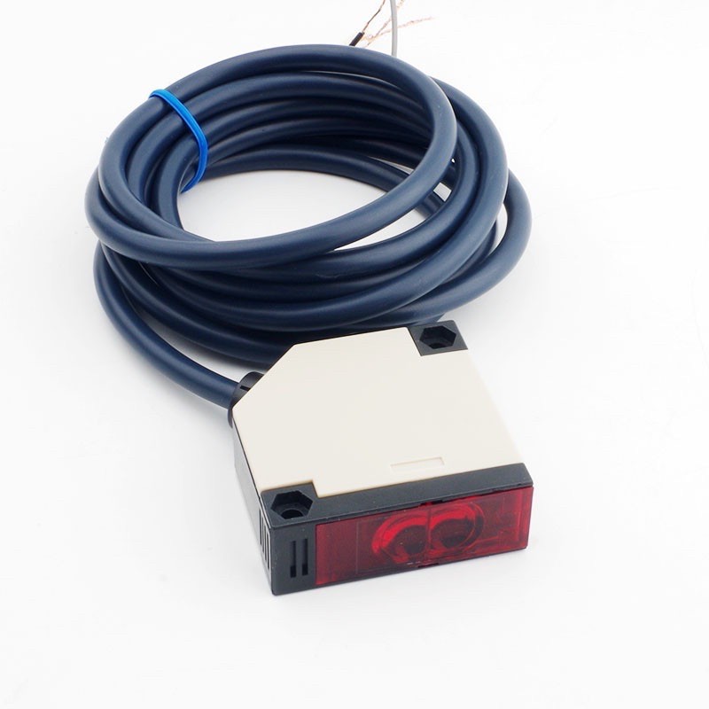 ส่งจาก กทม E3JK-R4M1 พร้อมส่ง   220v acระยะ1เมตร