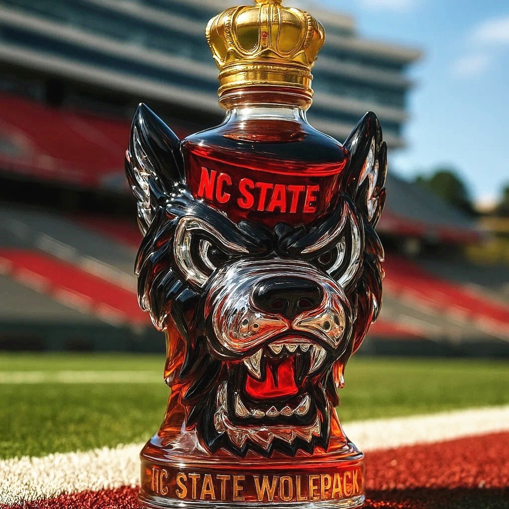 ขวด Wolf Dog Wake-Up ความจุขนาดเล็ก Wake-Up ขวดวิสกี้ 6.15