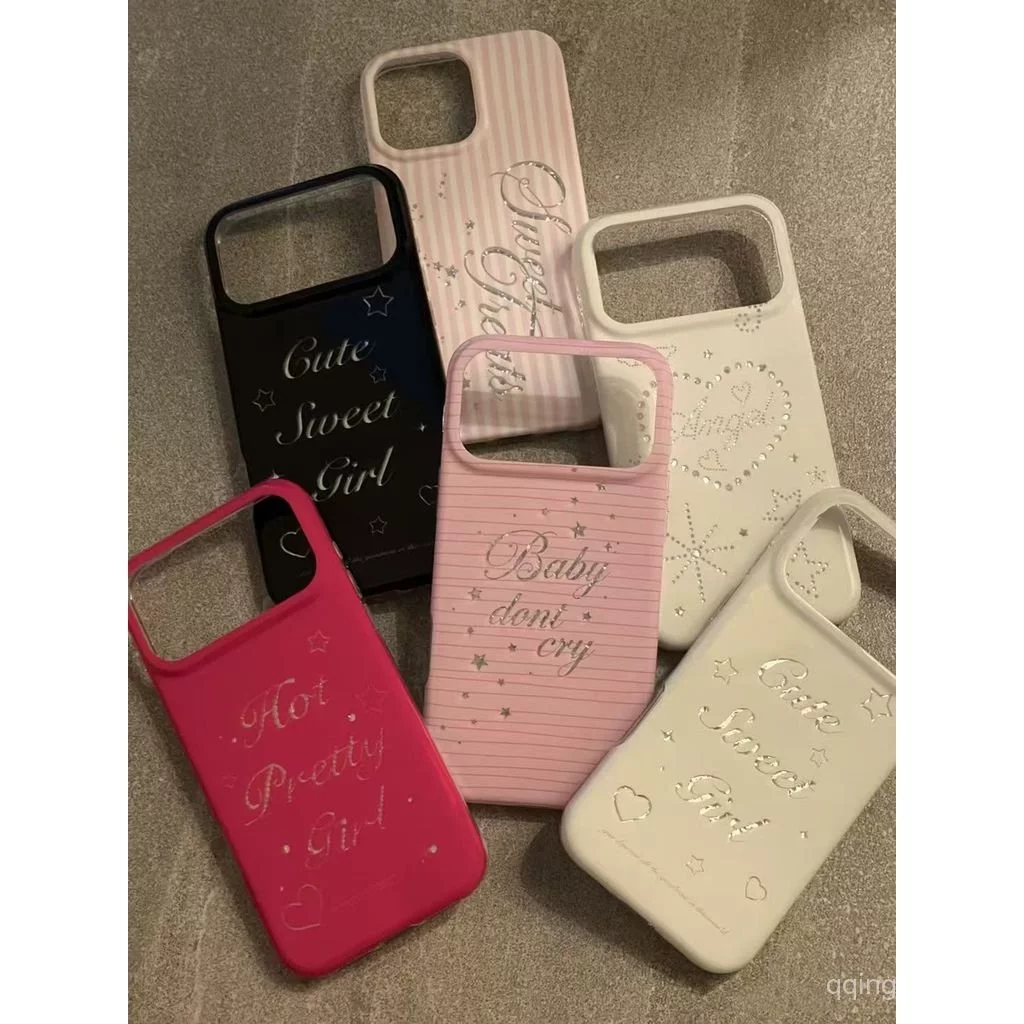 เคสโทรศัพท์ เหมาะสําหรับ iPhone ที่ไม่ซ้ํากันเงาเลเซอร์ภาษาอังกฤษ iPhone17Pro/16/15/14 เคสโทรศัพท์ 13 สาว 12 Niche 11 อารมณ์ป้องกันกรณี SZRN