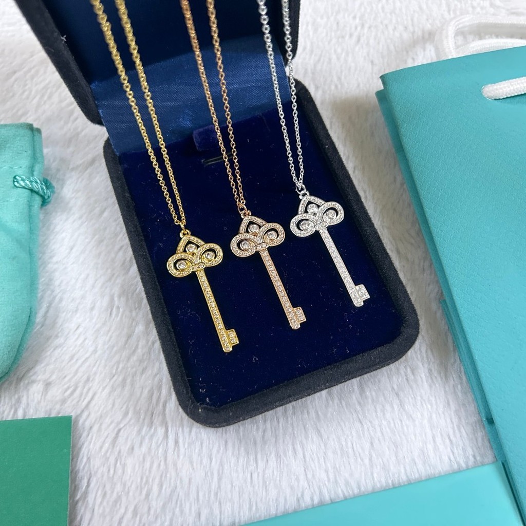 สร้อยคอกุญแจเพชรเต็มจากทองเหลือง Gody Iris สร้อยคอแฟชั่นสำหรับผู้หญิง