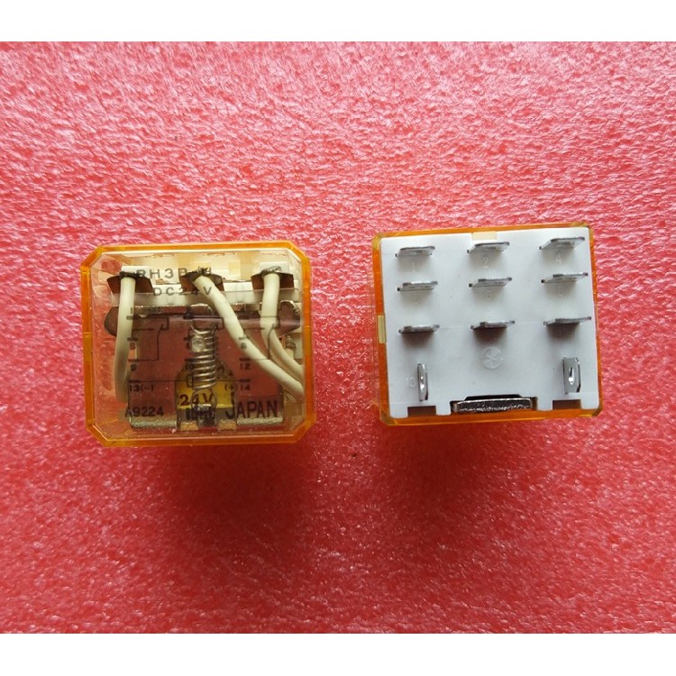 Idec บรรจุภัณฑ์เดิมนําเข้า Izumi รีเลย์ RH3B-U นําเข้าจากญี่ปุ่น Izumi รีเลย์ DC24V