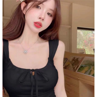 SuSu🎀พร้อมส่ง🎀 เสื้อไม่มีแขน สไตล์เกาหลี เสื้อคอสี่เหลี่ยมสีเรียบ สายเดี่ยว ดีเทลผูกโบว์น่ารัก เสริมฟองน้ำในตัว FY068