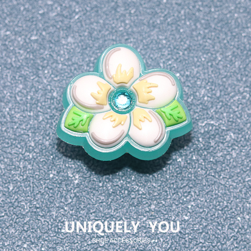 รองเท้าอุปกรณ์เสริม Shoe Charms Shining แบบหัวเข็มขัด สำหรับแต่งสไตล์ DIY และให้ความbling trendiness ราคา ถูกที่สุด ดีลบีเคเค แกลเลอรีภาพที่ 8