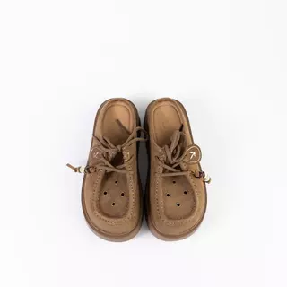 PLAYBOY รุ่น Cloe Wallabee Mules (OV)รองเท้าทรงมิวล์ รหัสST-HS262C154 ดีไซน์ทรงหัวมน สีMocha