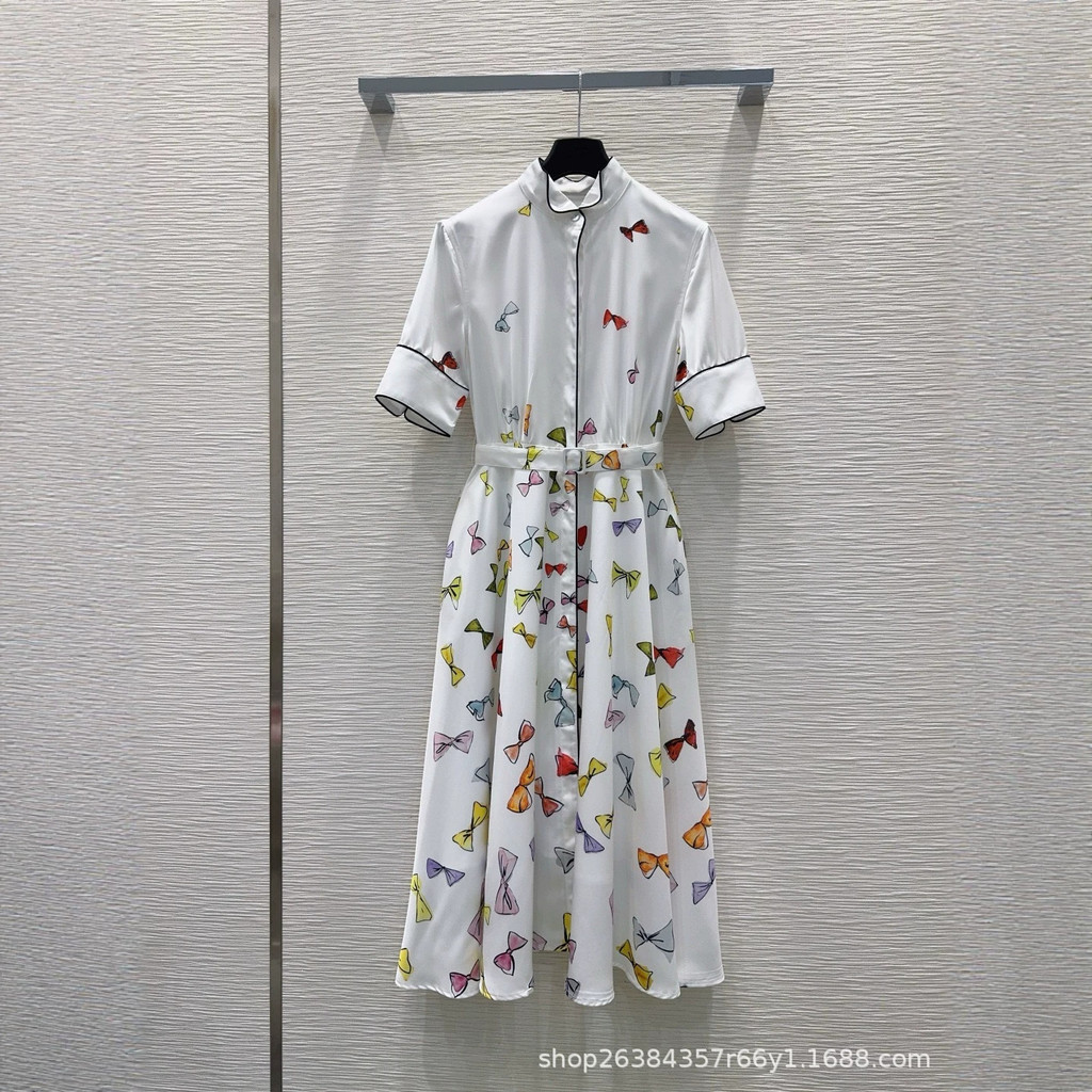 NN4X C--D. New dress with intricate print, fashionable, understated, elegant, and luxurious design