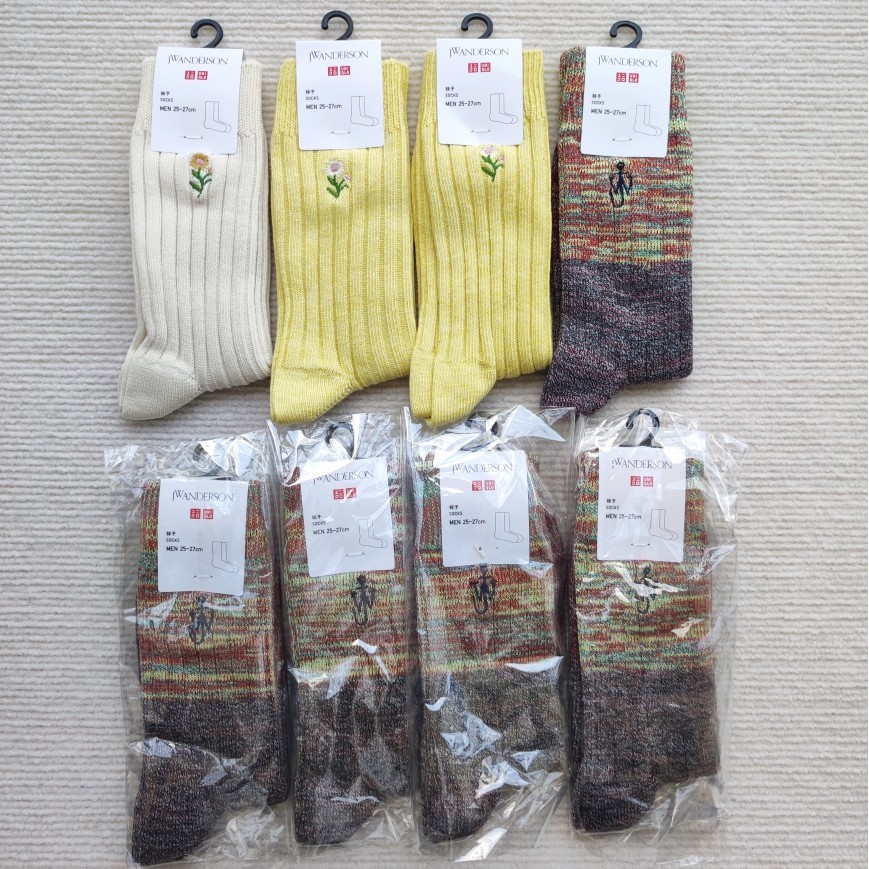 ถุงเท้า Uniqlo JWA สไตล์ความร่วมมือจากนักออกแบบ เหมาะสำหรับทั้งผู้หญิงและผู้ชาย