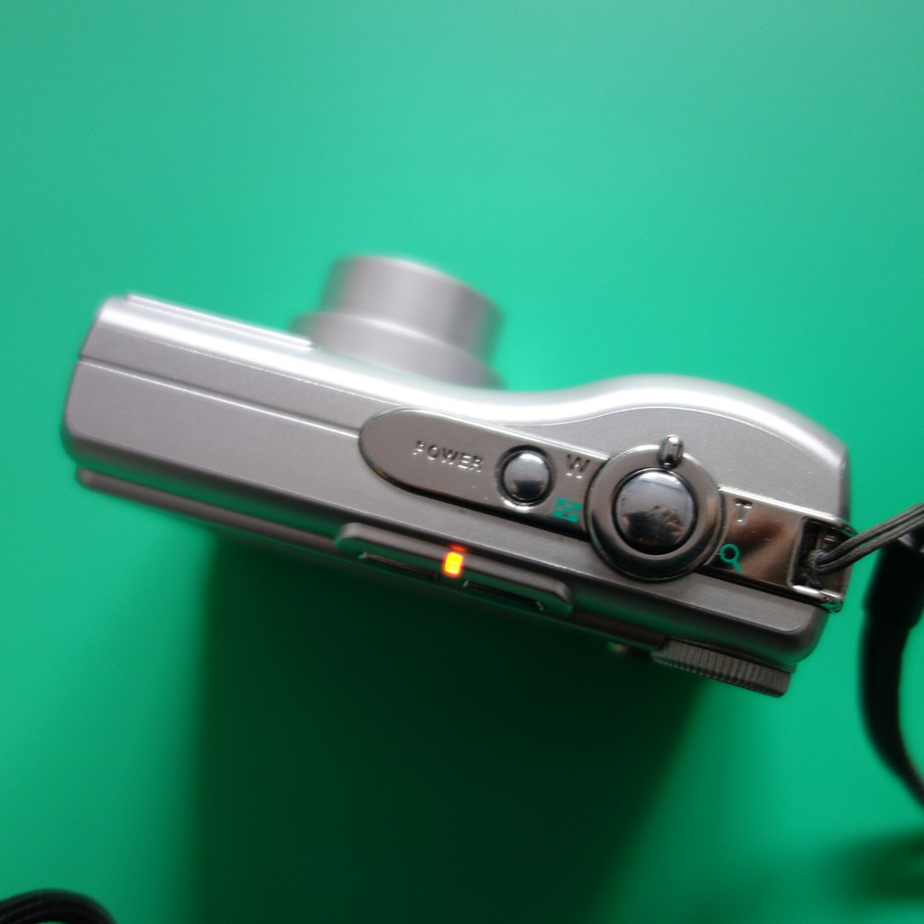 กล้องดิจิตอล Olympus/Olympus X-775 มือสอง Olympus X-775 700W Pixel