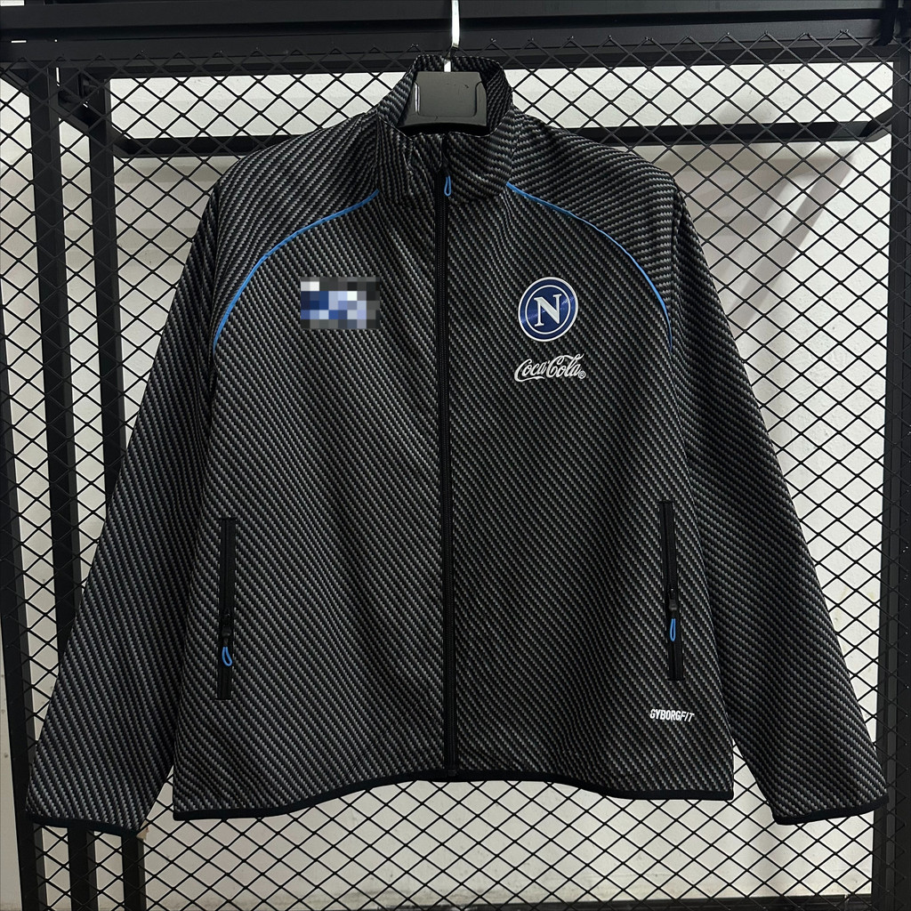 เสื้อกันน้ำ SSC Napoli สีดำ แบบ Windbreaker สำหรับการฝึกซ้อมและวันพักผ่อน ไซส์ S-2XL