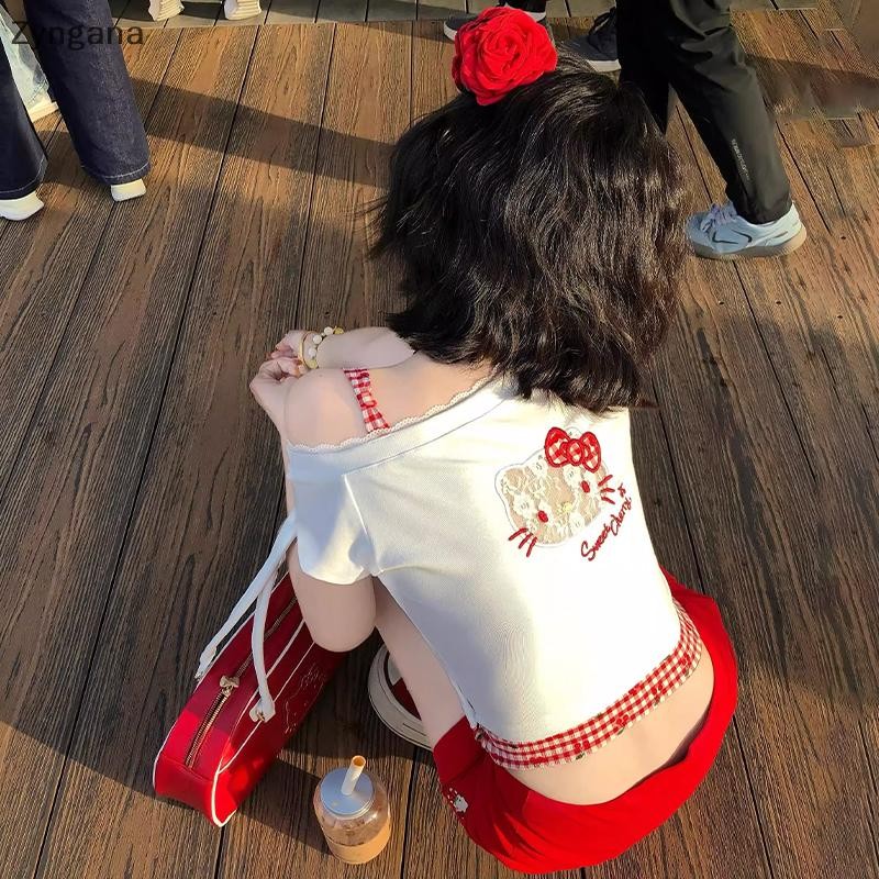 Zyngana เสื้อยืดฤดูร้อนผู้หญิง Chic Y2K ปิดไหล่แขนสั้น Slim Crop Top TH - รูปที่ 4