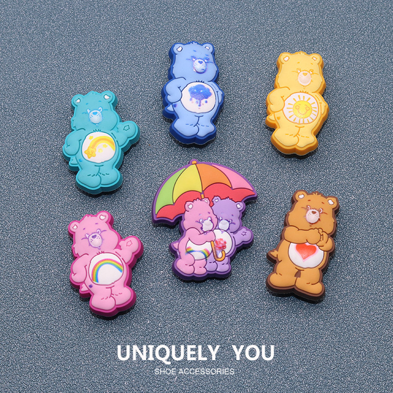ของตกแต่ง DIY Shoe Charms สำหรับรองเท้า ลายร้อยแก้ว สไตล์ Rainbow Bear พร้อมห่วงและสายคล้อง