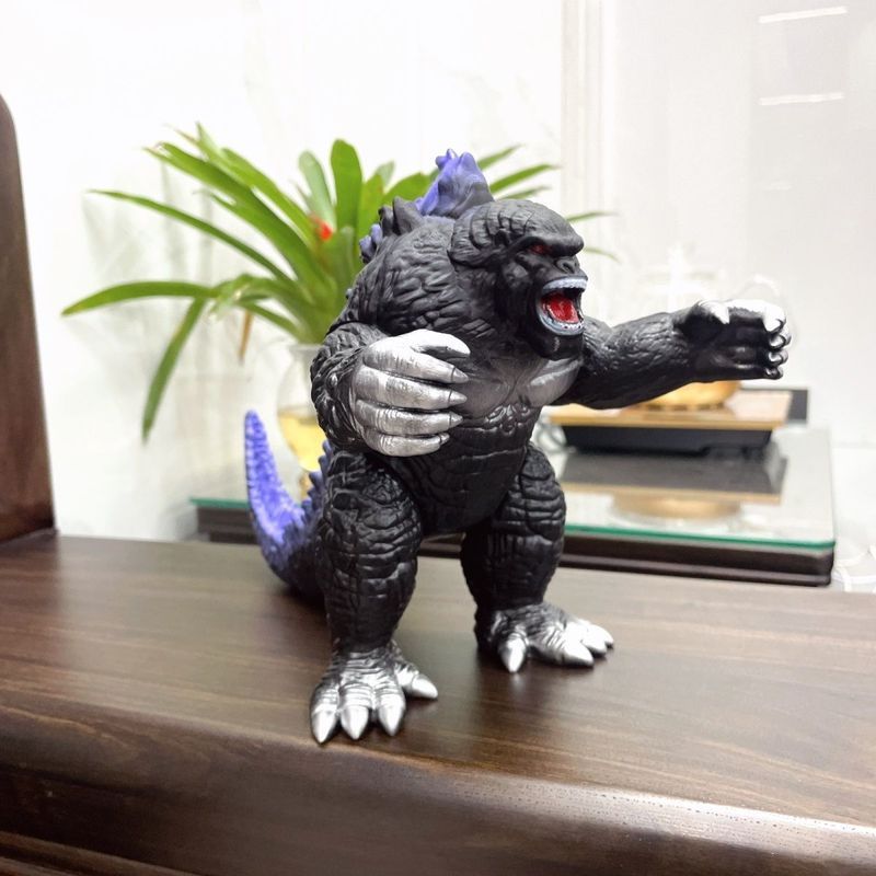 Medium King Kong Godzilla Monster Soft Gum Godzilla ไม่สามารถทําลายเด็กซูเปอร์แมนของเล่นรุ่นรูป