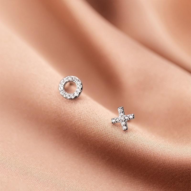 Essence Earrings ต่างหูเงินแท้ S925 [MERCELO]