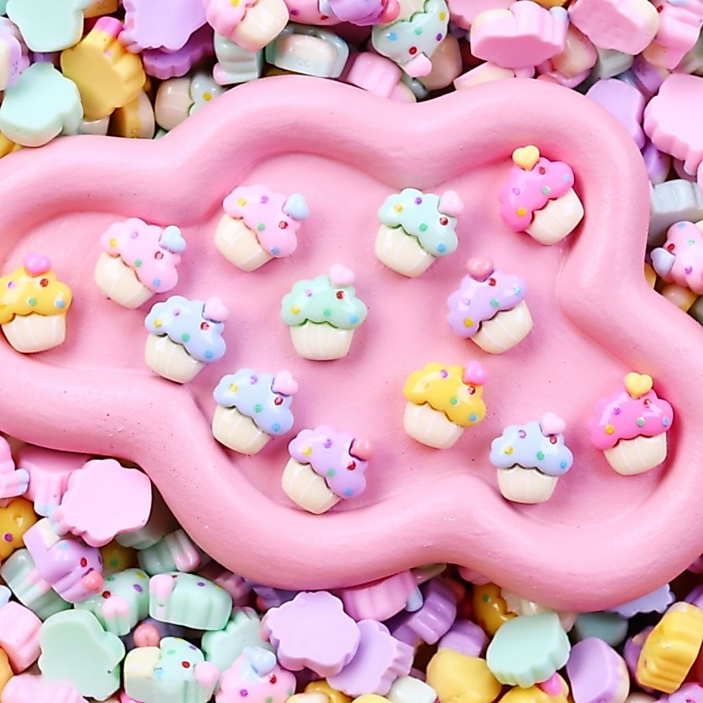(คละสี)❮20 ชิ้น❯ ชิ้นเรซิ่นคัพเค้กจิ๋วขนาด 1.2*1 cm. เรซิ่นของตกแต่งDIY