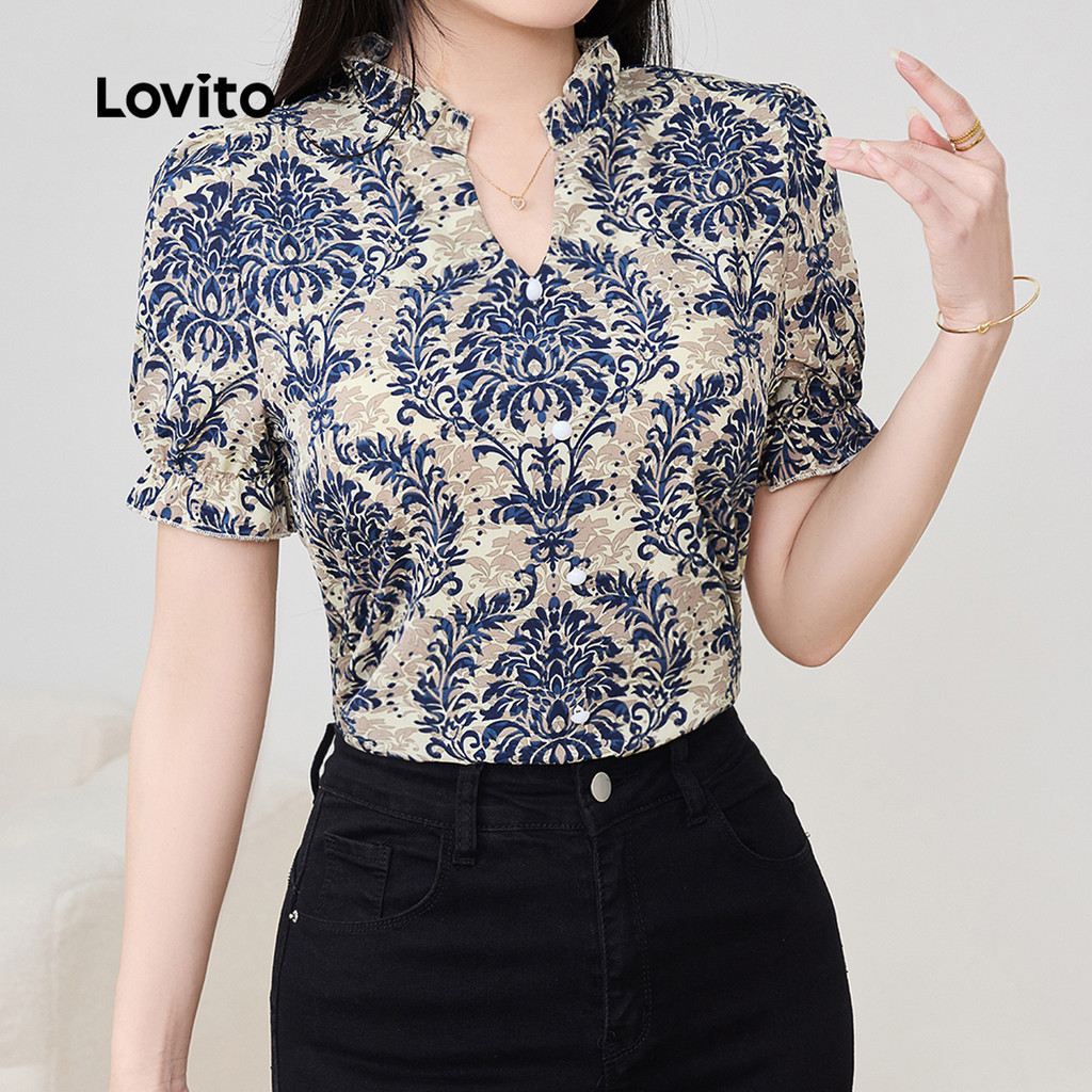 Lovito เสื้อเบลาส์สไตล์โบโฮ เรียบง่าย เหมาะสำหรับวันหยุดพักผ่อน ใส่ทุกวัน ไปโรงเรียน ออกเดท เดินทาง ระบายชาย เสื้อเบลาส์สีฟ้าสำหรับผู้หญิง เหมาะสำหรับฤดูใบไม้ผลิ/ฤดูร้อน L164ED158