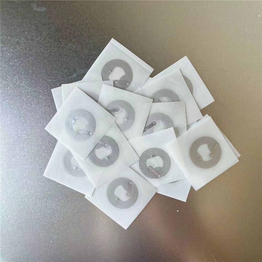 Music NFC Tag Chip Album Cover Photohsg1020my20250828