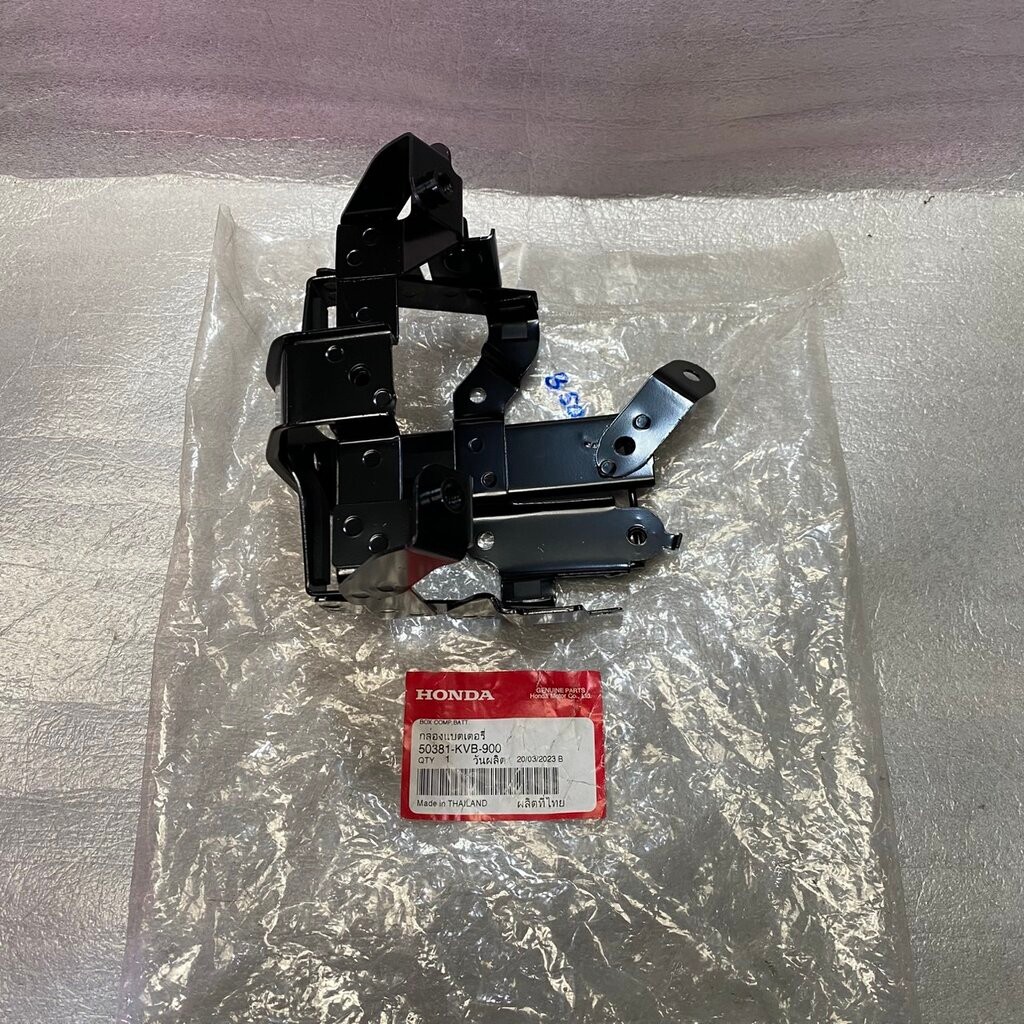 50381-KVB-900 กล่องใส่แบตเตอรี่ CLICK110 คาร์บู 2006 อะไหล่แท้ HONDA