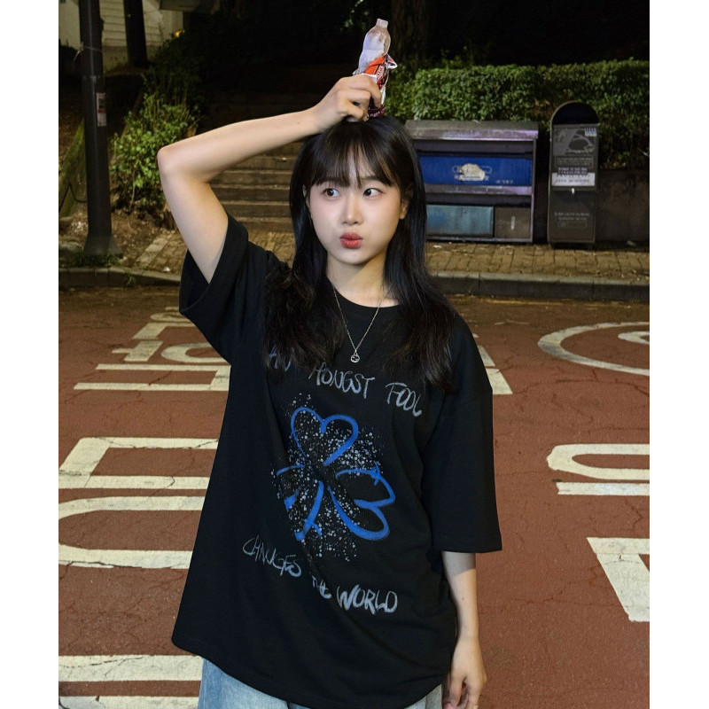 [ALYSS] Third Eye Clover Half T-Shirt [Black]