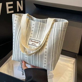 กระเป๋าผ้าแคนวาส กระเป๋าถือ จุของได้เยอะ tote bag รับน้ำหนักได้ดี ดีไซน์น่ารัก ลายหมี กระเป๋าสะพายข้าง