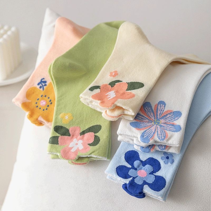 ถุงเท้าลายทิวลิป สไตล์เกาหลีสำหรับสาวน้อยนักเรียน