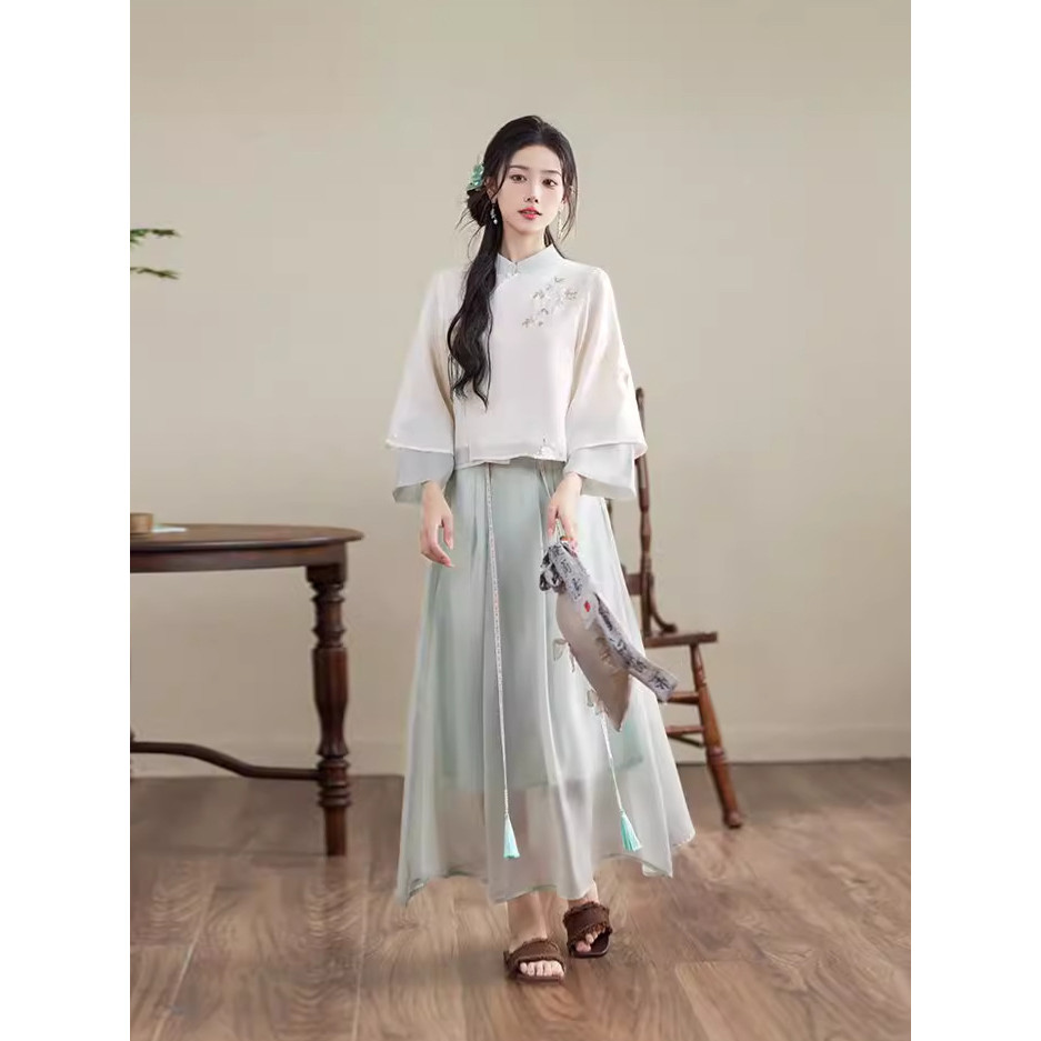 ชุดฮันฟูผู้หญิงสไตล์รีพับลิกันและย้อนยุคจีน ออกแบบมาเพื่อสวมใส่ในฤดูใบไม้ผลิและฤดูร้อน