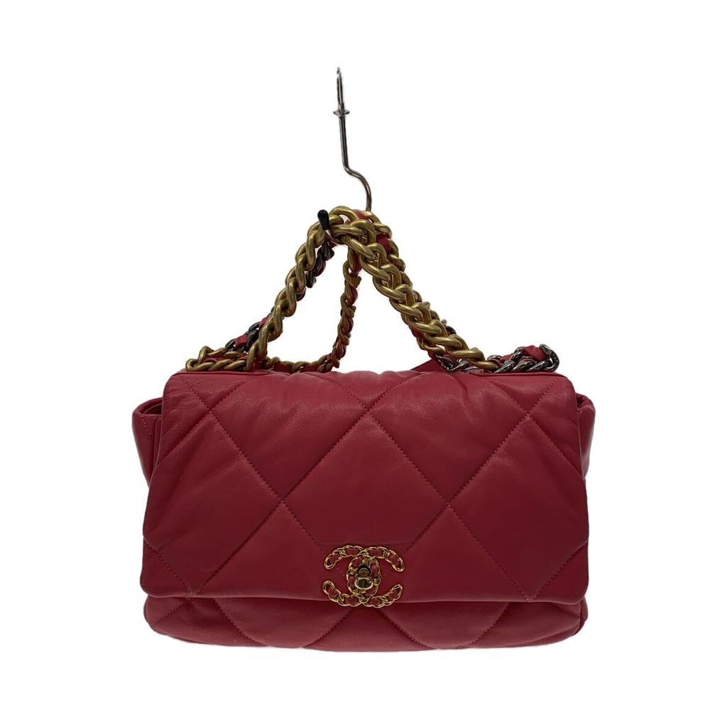 กระเป๋าสะพาย CHANEL 19 line หนังโซ่มาทาซ่า สีชมพูส่งตรงจากญี่ปุ่น มือสอง
