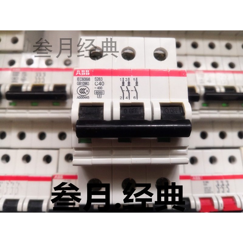 ABB3P ขนาดเล็ก S26/25/SH203 Circuit Breaker Hollow 10A16D20A25A32A40C63 นําเข้า 100A