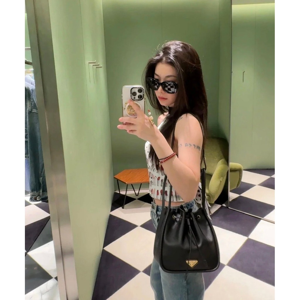 สินค้าทิป Daigou Grade Ace510503 Pilate D Home Bucket Bag 1BE087 Soft Delicate Drawstring Design Nov