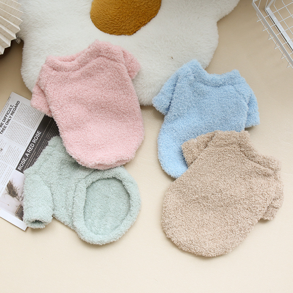 สุนัขสองด้านกํามะหยี่อบอุ่นสีทึบเมฆกํามะหยี่เสื้อกันหนาวหมวกสุนัขแมวฤดูใบไม้ร่วงและฤดูหนาวหนาสองด้านกํามะหยี่เสื้อผ้าที่เรียบง่าย