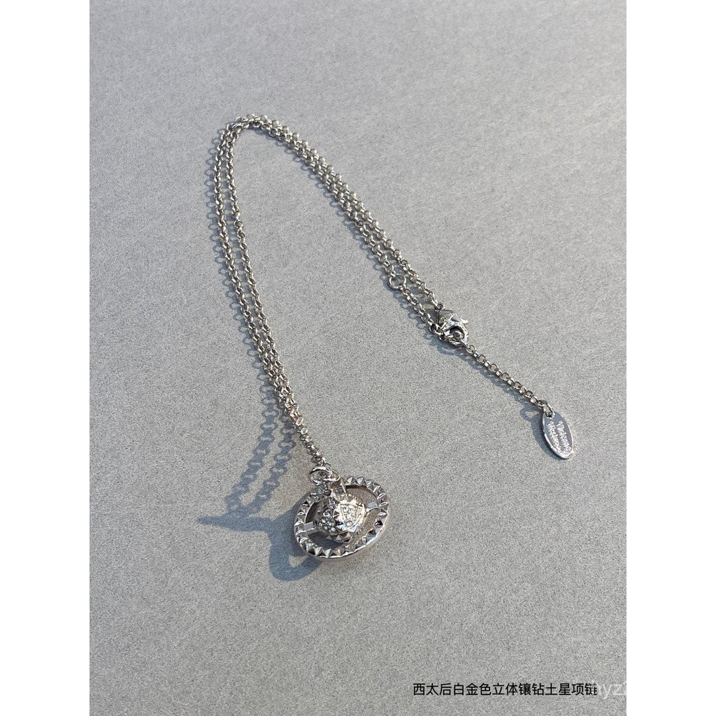 Advanced Sense สร้อยคอดาวเสาร์เพชร P80 จาก Vivienne Westwood เป็นของขวัญวันสำคัญที่สวยงาม