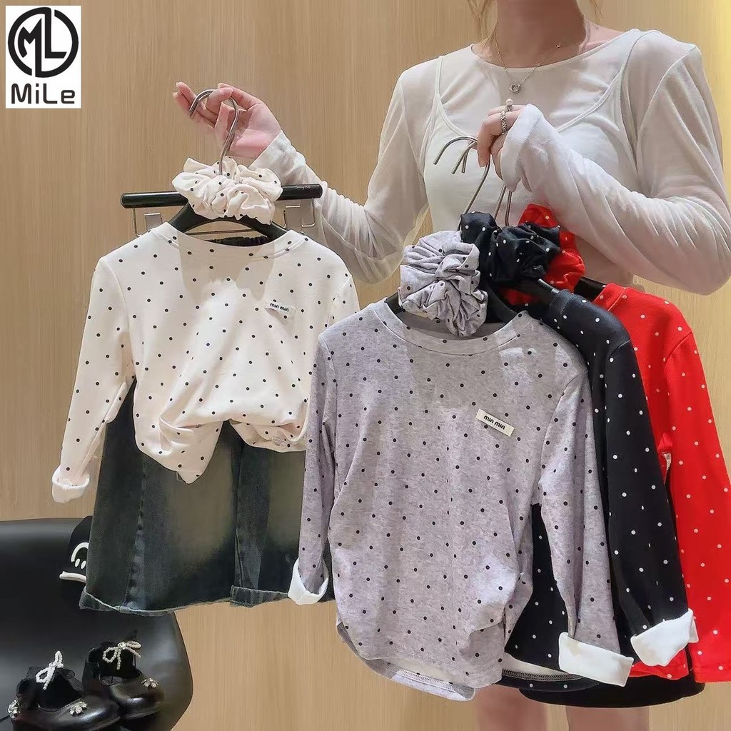 เสื้อยืดแขนยาวลายจุดสำหรับเด็ก ไซส์ 80-160 ซม. สบาย ๆ และคล่องตัว ในสไตล์ฤดูใบไม้ร่วง