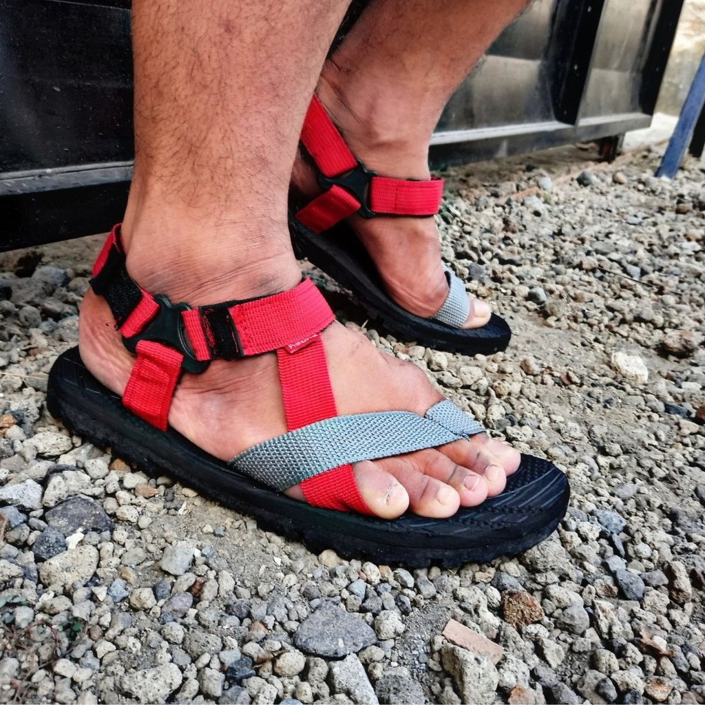 รองเท้าแตะภูเขาสําหรับผู้ชาย SG02 – รองเท้าแตะกลางแจ้งกันลื่นและแข็งแรง