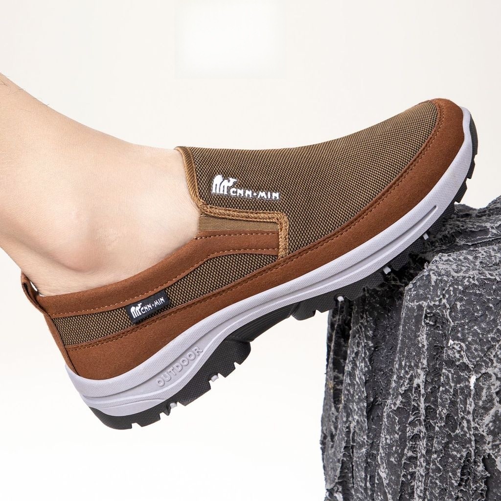 Summer Walking Mens Slipon Mesh Sneakers Softsoled Casual สไตล์ใหม่