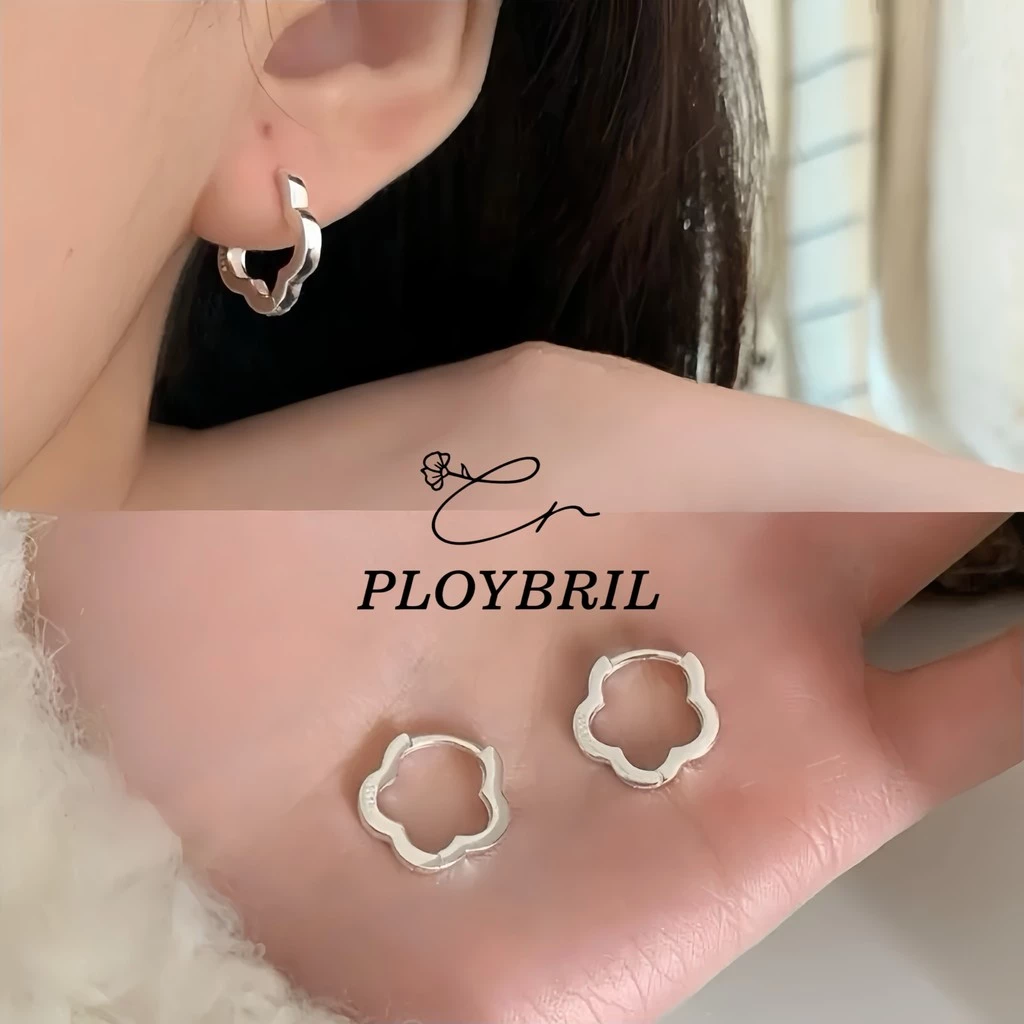 PLOYBRIL ต่างหูห่วง silver flower; ต่างหูห่วงดอกไม้สีเงิน E098