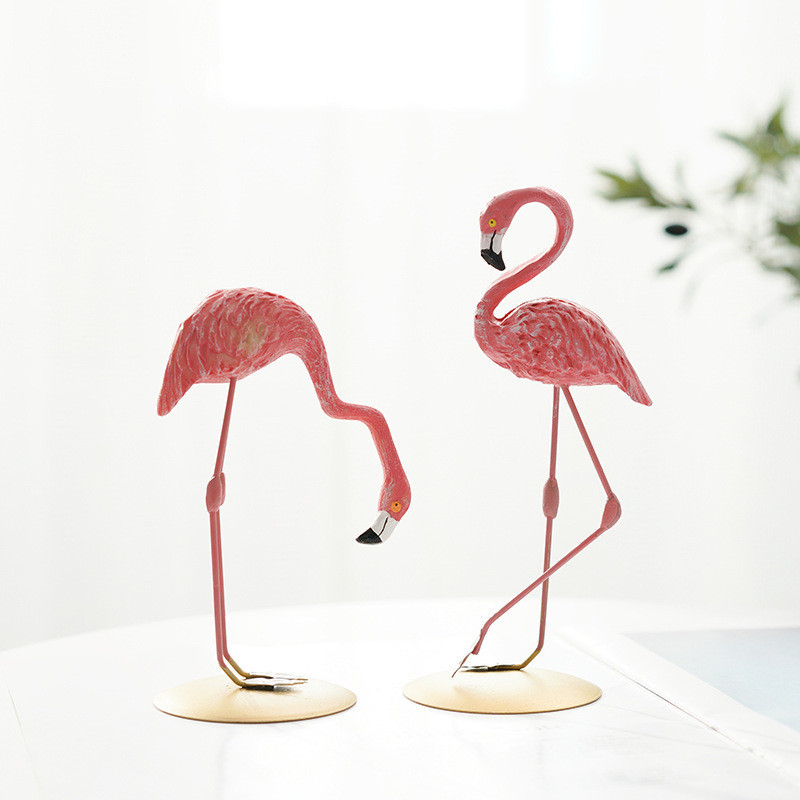 Creative ins Super Hot Flamingo เรซิ่นตกแต่งสัตว์น่ารักห้องนอนห้องนั่งเล่นตกแต่งของขวัญวันวาเลนไทน์
