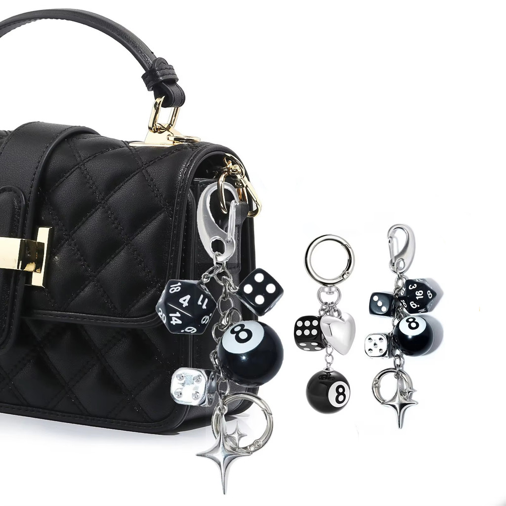 พวงกุญแจ 8 ball keychain โกธิค พวงกุญแจรถ ห้อยกระเป๋า ตกแต่งกระเป๋า bag charm หัวเข็มขัด พวงกุญแจกางเกง Y2K เข็มขัด