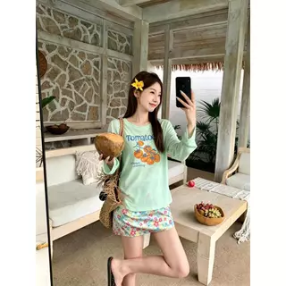 M-3XL เสื้อยาวแขนกันแดดลายกราฟฟิคคอปาด ผ้าเบา ระบายอากาศดี สำหรับฤดูฝนไทยชุดลำลองเสื้อผ้าสาว ผ้าระบายอากาศเย็น ทันสมัย