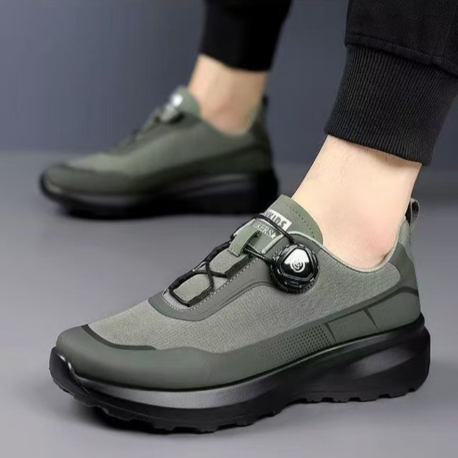 ขนาด 39-44 รองเท้ากีฬาผู้ชายสีดำระบายอากาศ / รองเท้านักเรียน / เหมาะสำหรับเด็กผู้ชายวัยรุ่น