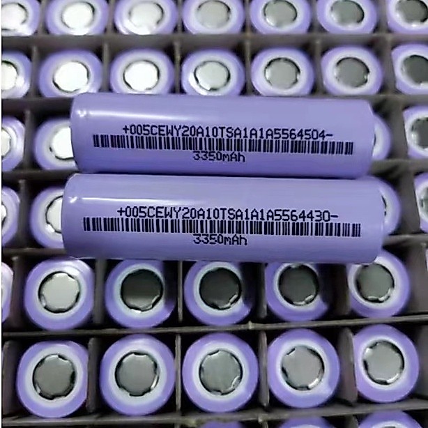 🇯🇵🇹🇭【ราคา1ก้อน】ถ่าน 18650 3.7V ถ่านชาร์จ ความจุ 1800mAh/2000mah/2600mAh/3350mAh หัวแบน แบตเอนกประสงค์