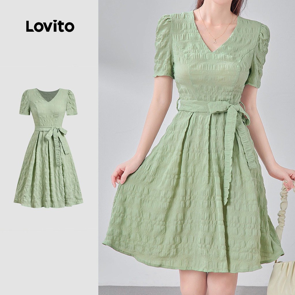 Lovito ชุดเดรสโบฮ์ลำลองลายดอกไม้สำหรับฤดูใบไม้ผลิ/ฤดูร้อน สตรี L158ED1601