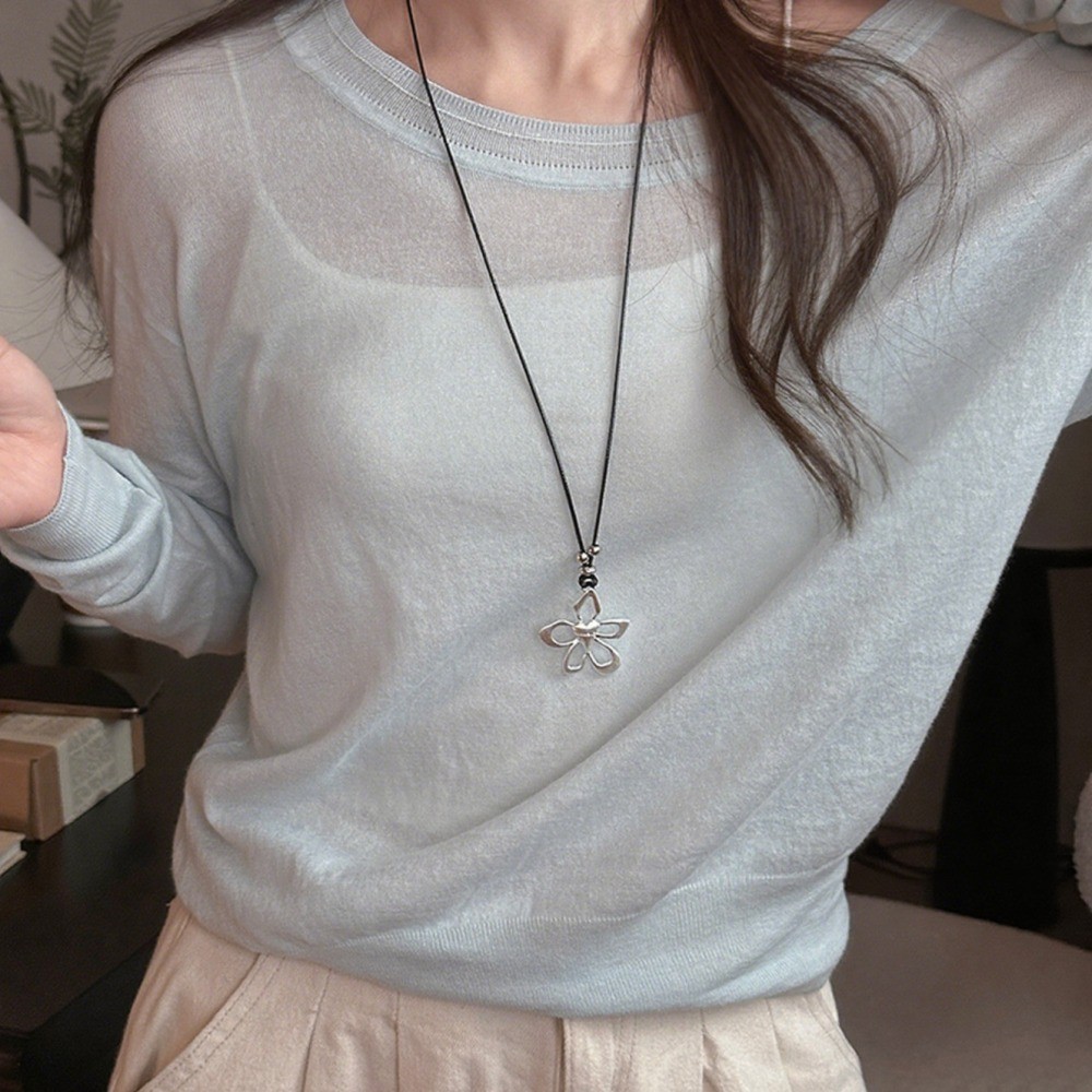 (Local Delivery)Hollow Flower Pendant Necklace Clavicle Chain Women Accessories