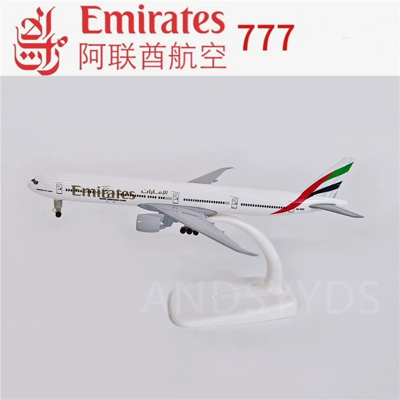 เครื่องบินสเกล FW 20 ซม.	B777 Emirates Airlines เครื่องบินของเล่น w Landing Gears โลหะแบบจําลองเครื่