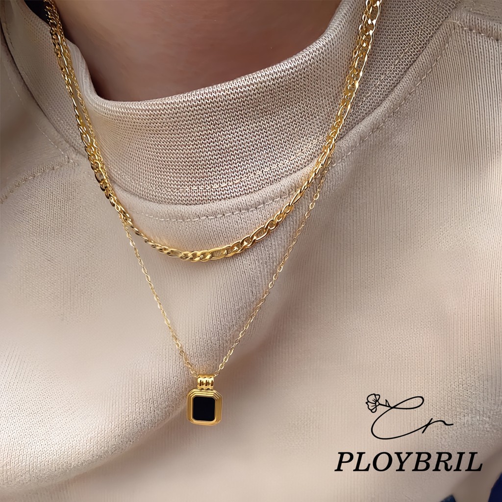 PLOYBRIL สร้อยคอมอนิโกะแบบเหลี่ยมพร้อมโซ่ไทเทเนียมสำหรับคุณผู้หญิง X077
