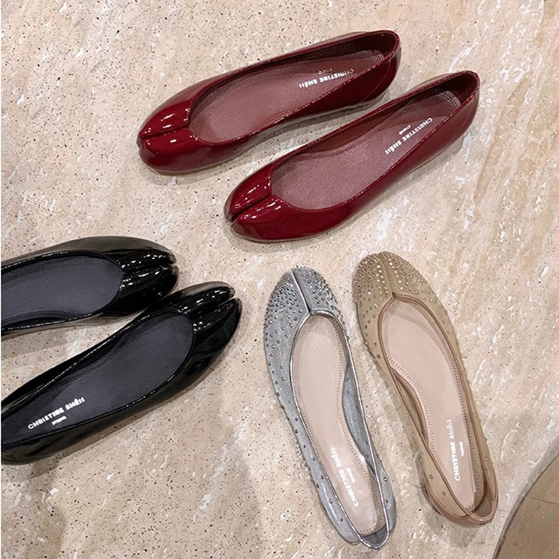 Grape Mom Same Style Co-Branded Model ~ Red Sole tabi Gauze Rhinestone ด้านในเพิ่มความสูง Score Toe 