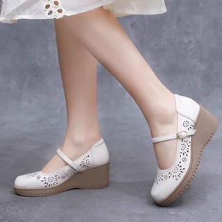 รองเท้าหนังแม่สไตล์ใหม่สำหรับฤดูร้อน ออกแบบให้สวมใส่ง่าย หน้…