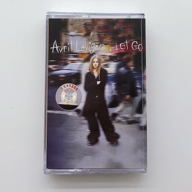 Cassette Avril Lavigne Let Go เพลงภาษาอังกฤษ เทปนําเข้า Onhand C0103