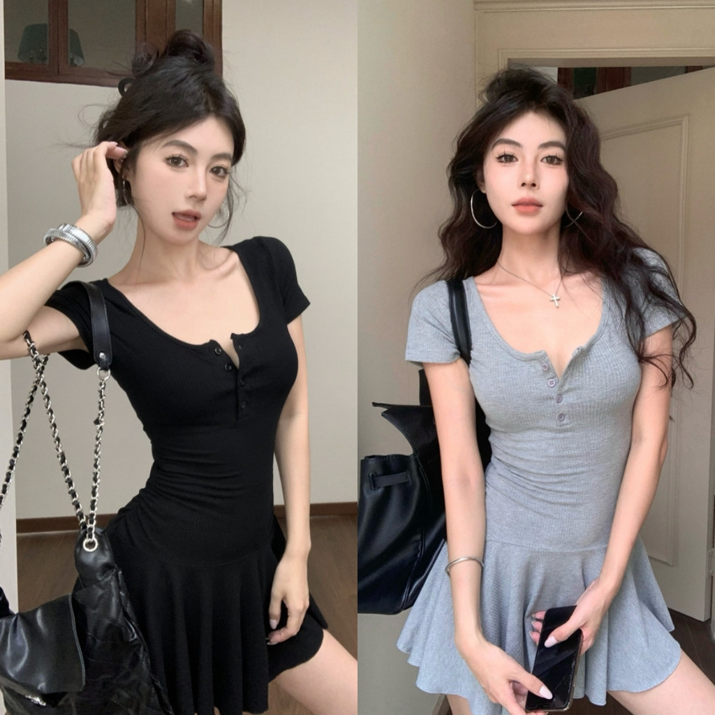 Bella Shop ชุดเดรสสีเทา คอวี แขนสั้น เซ็กซี่ ลดอายุ เอวเข้ารูป สไตล์พรีปปี้ กระโปรงสั้นทรงเอ พร้อมส่ง