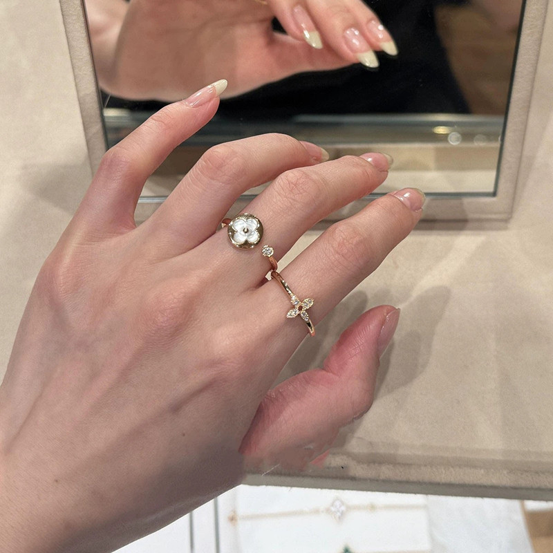 แหวนปรับขนาดได้ พลอยเทียมลายดอกไม้ สำหรับเด็กผู้หญิง